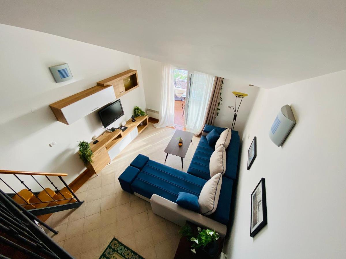 Apartment Blue Sveti Stefan Ngoại thất bức ảnh